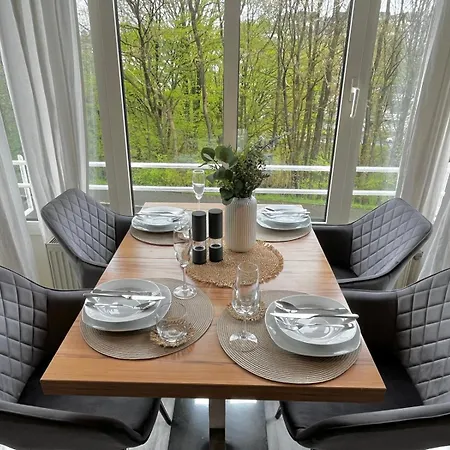 Apartment Ruhige & Zentrale Ferienwohnung *