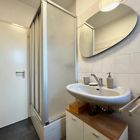 Ruhige & Zentrale Ferienwohnung * Halver
