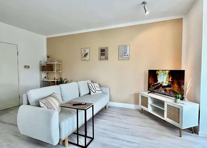 Ruhige & Zentrale Lägenhet Halver