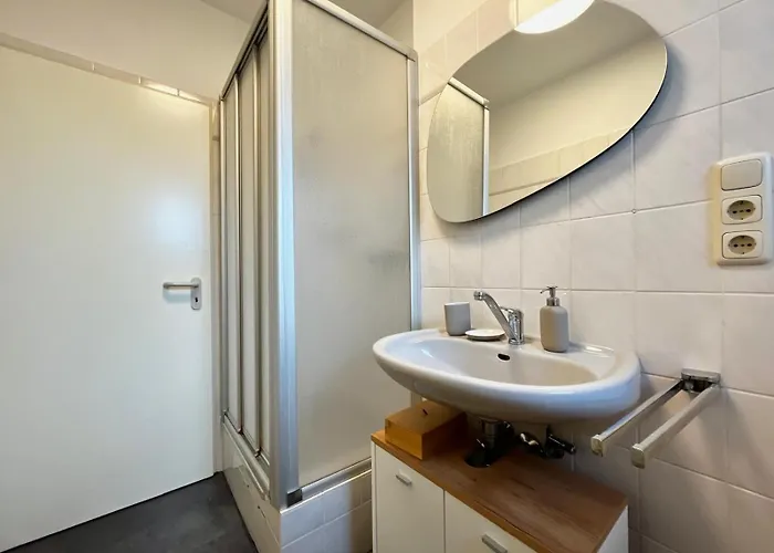 Ruhige & Zentrale * Halver